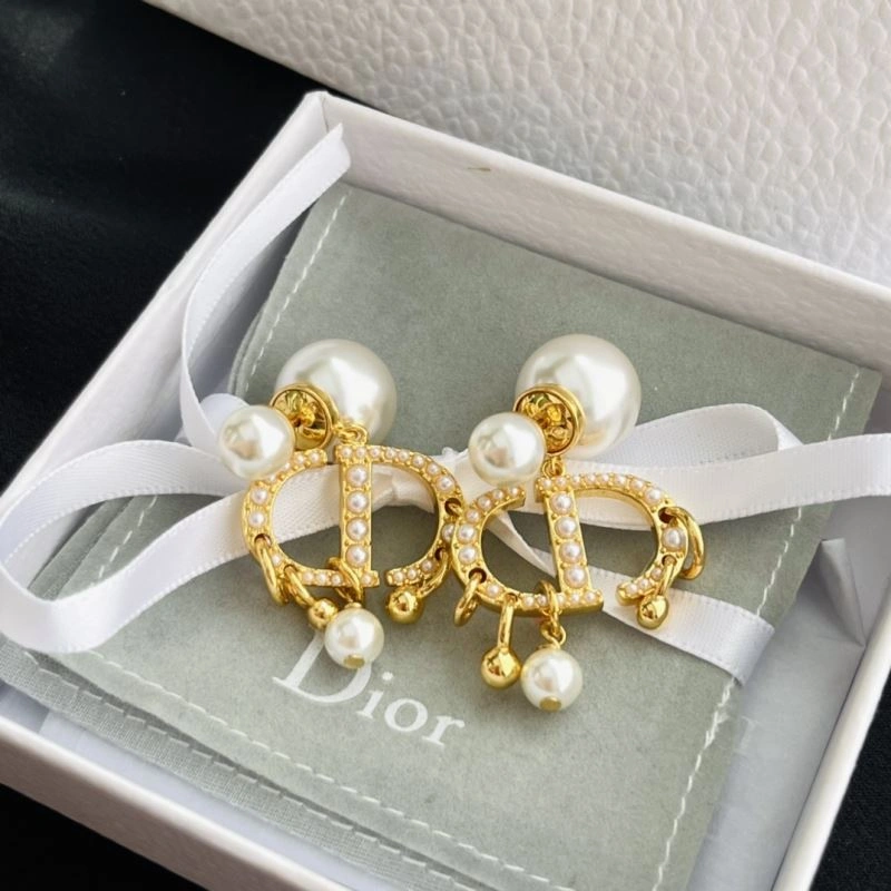 Christian Dior Earrings TechFriendly 236321