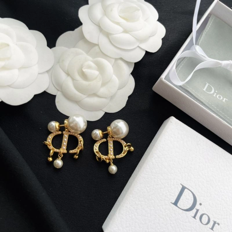 Christian Dior Earrings TechFriendly 236321