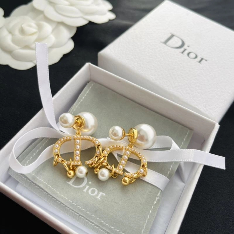 Christian Dior Earrings TechFriendly 236321