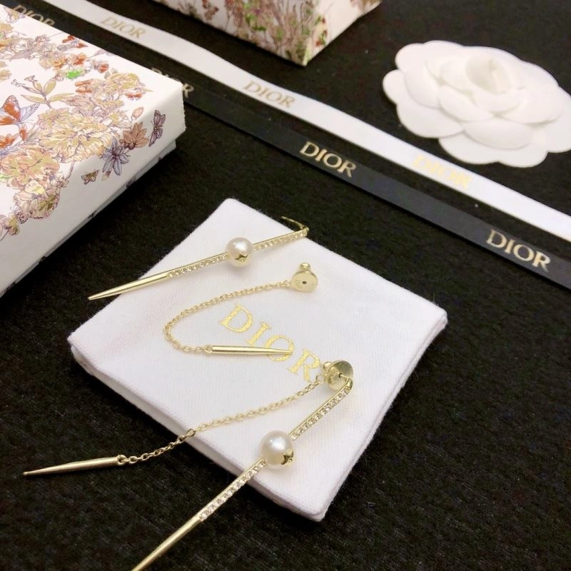 Trendy Christian Dior Earrings 236318