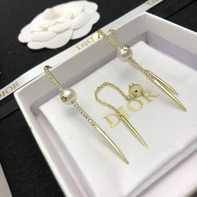 Trendy Christian Dior Earrings 236318