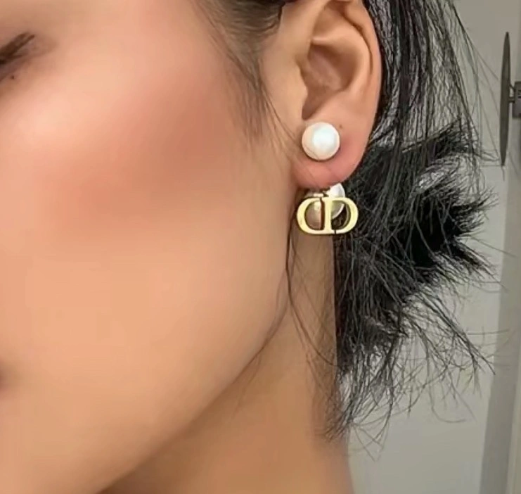 Christian Dior Earrings TravelReady 236309