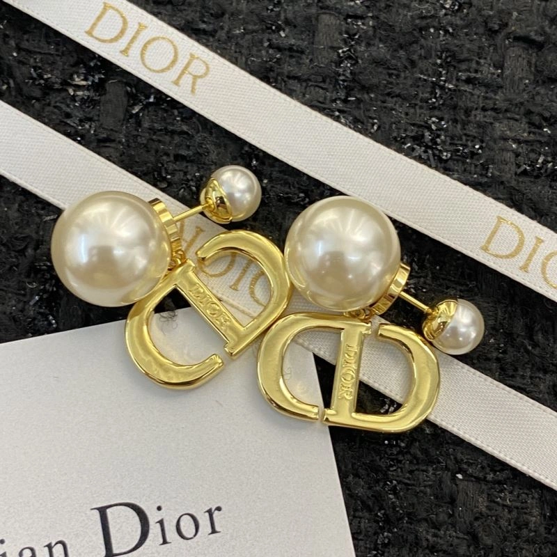 Christian Dior Earrings SmoothTexture 236303