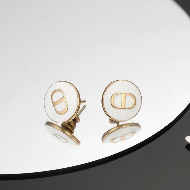 Breathable Christian Dior Earrings 236177