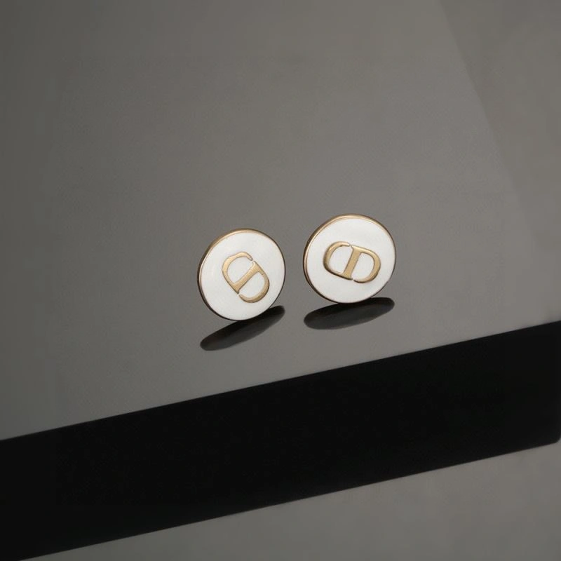 Breathable Christian Dior Earrings 236177
