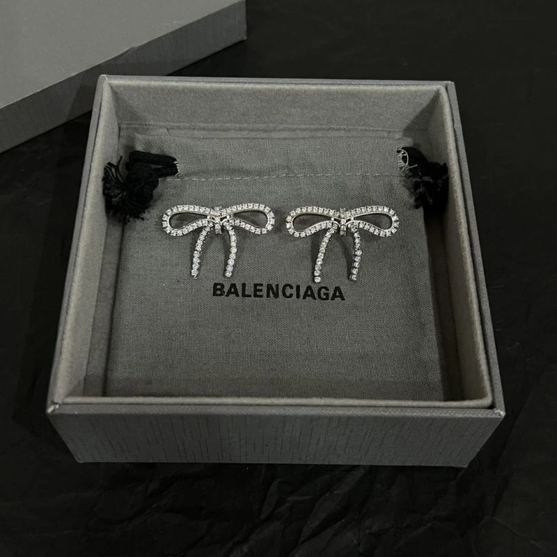 Christian Dior Earrings TechFriendly 236182