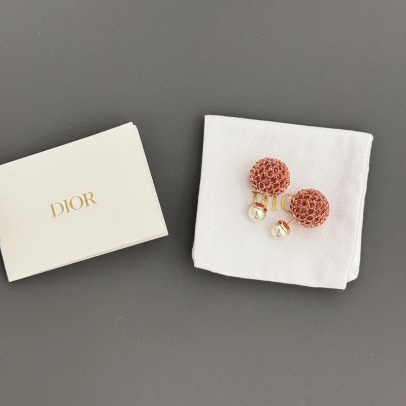 Chic Christian Dior Earrings 236169