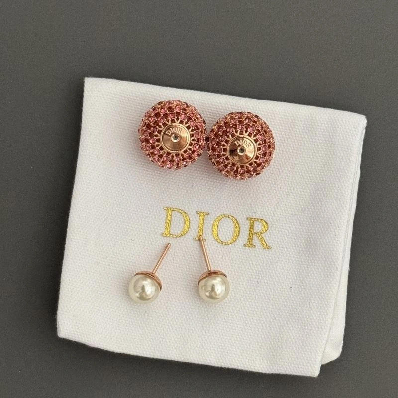 Chic Christian Dior Earrings 236169