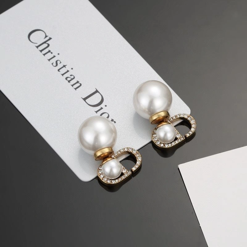 Bold Christian Dior Earrings 236149