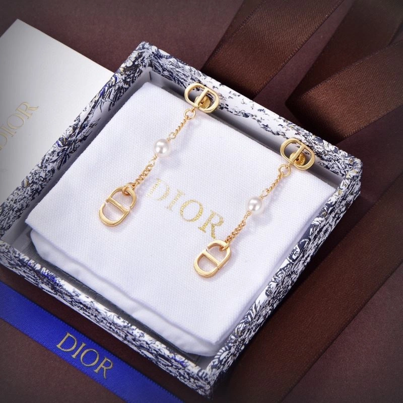 Stylish Christian Dior Earrings 236152