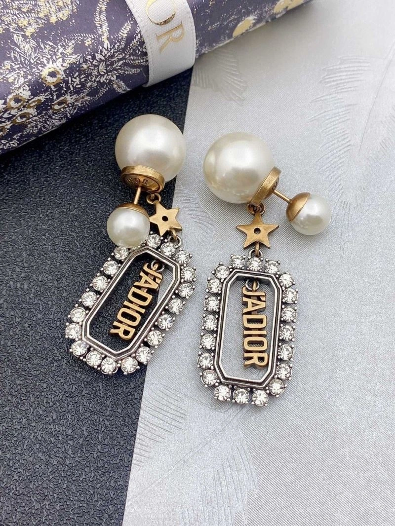 Christian Dior Earrings TimelessDesign 236143