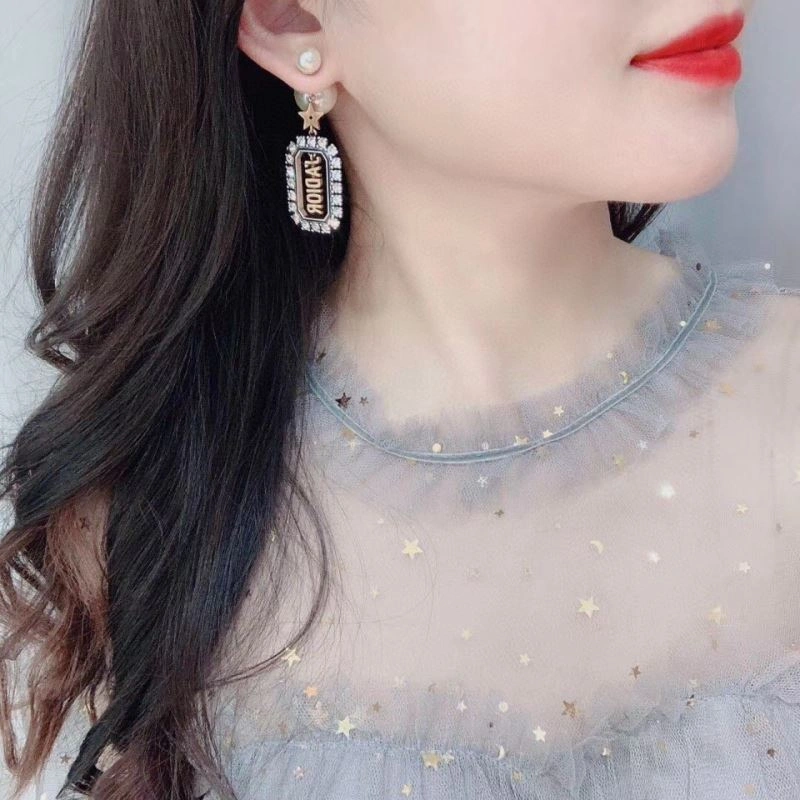 Christian Dior Earrings TimelessDesign 236143
