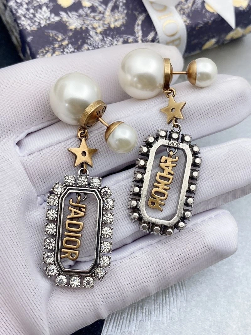Christian Dior Earrings TimelessDesign 236143