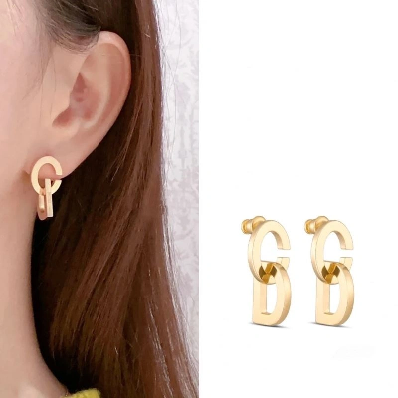 Practical Christian Dior Earrings 236131