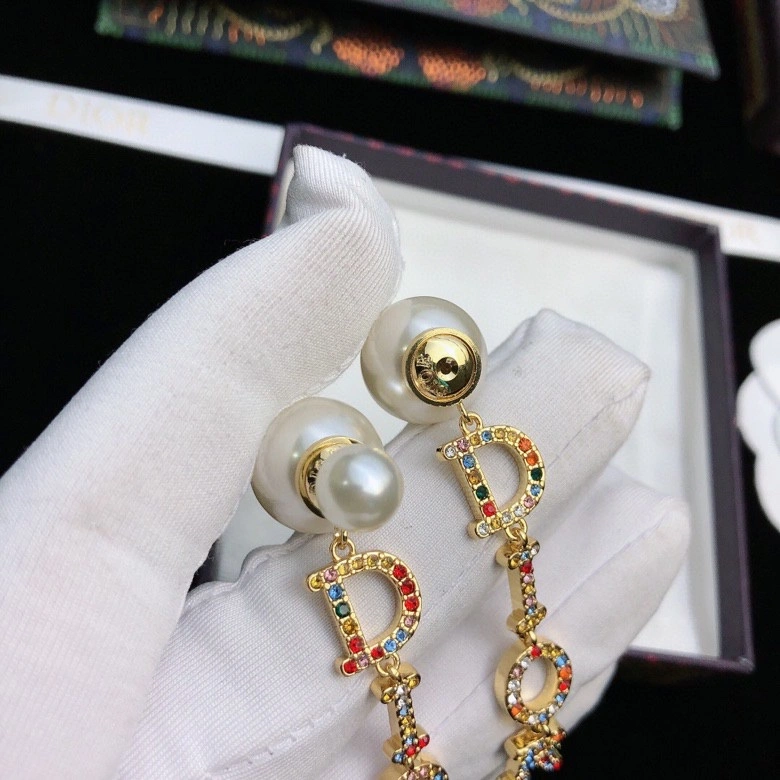 ComfortFit Christian Dior Earrings 236198