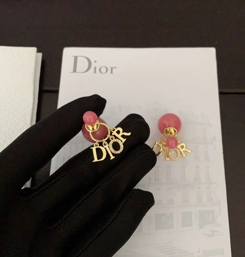Neat Christian Dior Earrings 236135