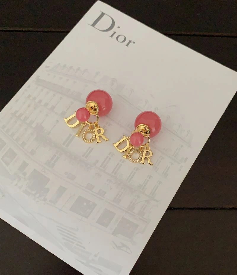 Neat Christian Dior Earrings 236135