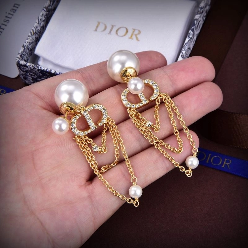 FashionForward Christian Dior Earrings 236194