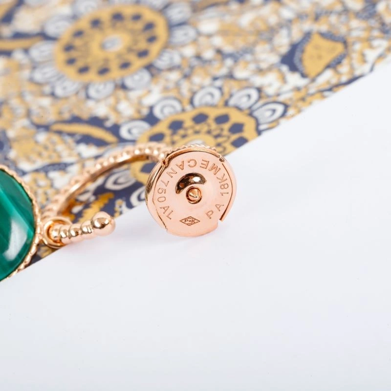 Christian Dior Earrings Fashionable 236130