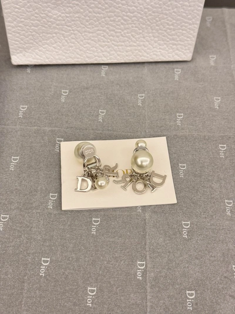 Christian Dior Earrings Affordable 236188