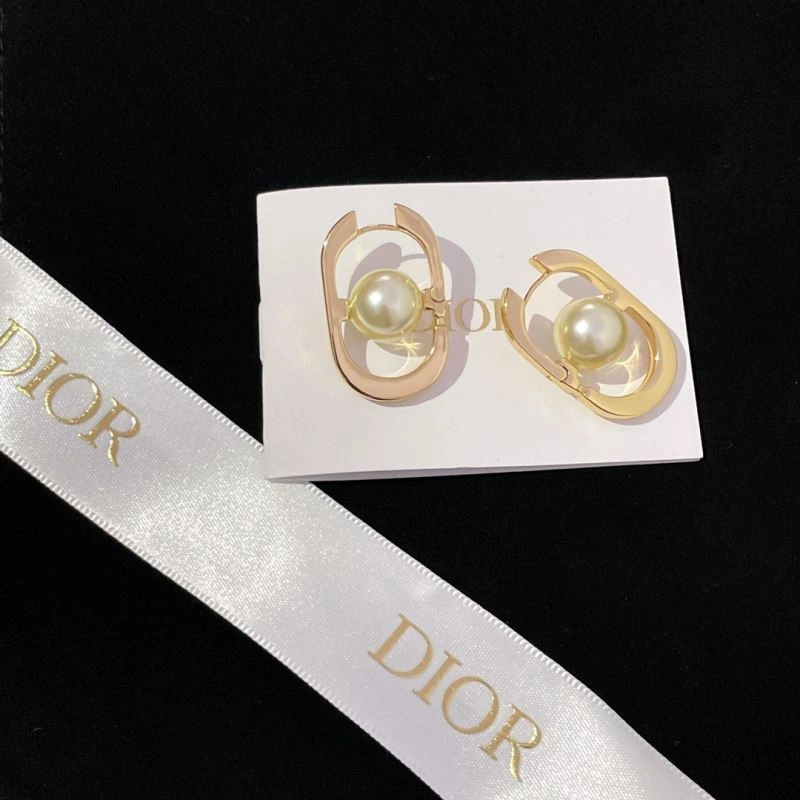 Christian Dior Earrings Snug 236117