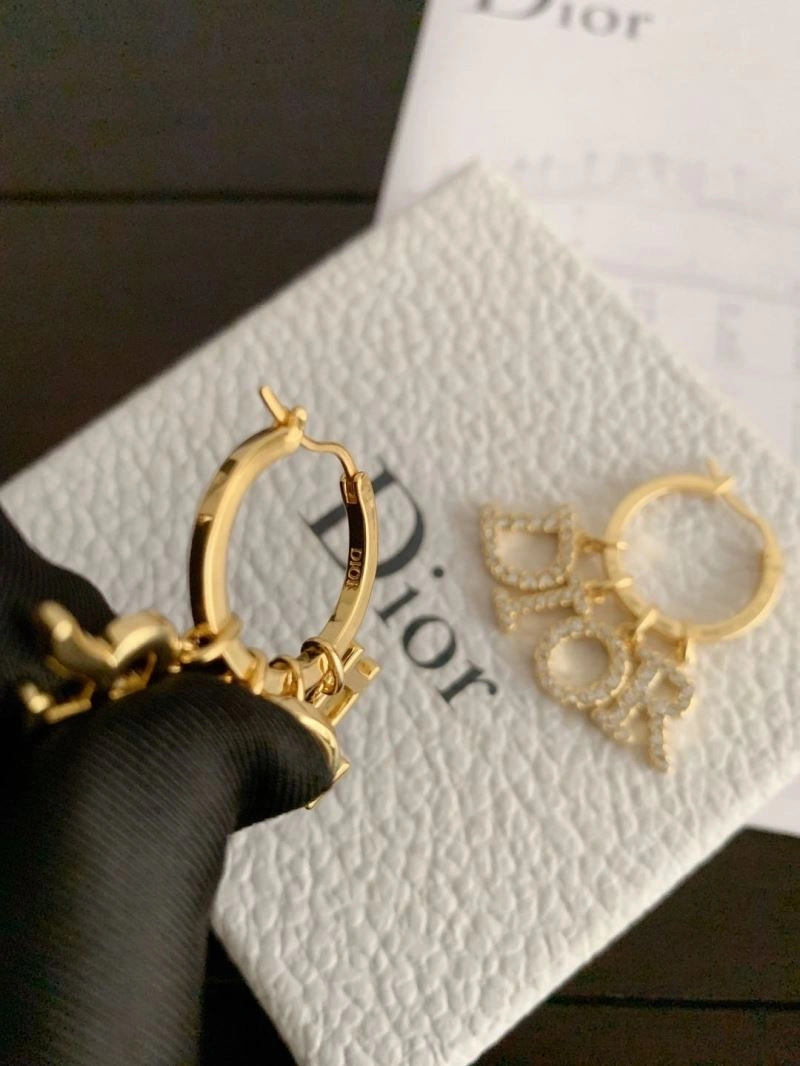 TechFriendly Christian Dior Earrings 236120
