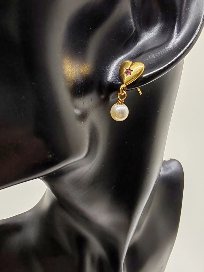 Christian Dior Earrings Attractive 236104