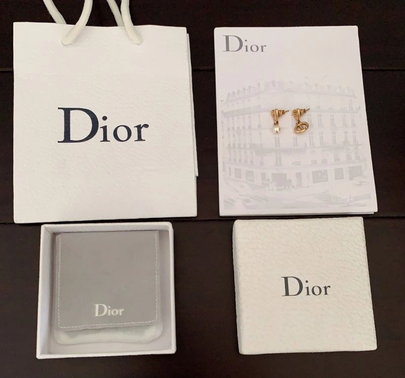 Christian Dior Earrings Attractive 236104