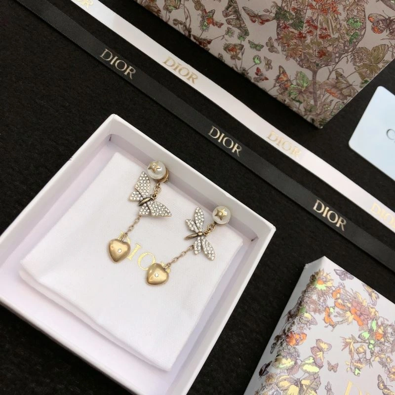 Christian Dior Earrings Comfortable 236100