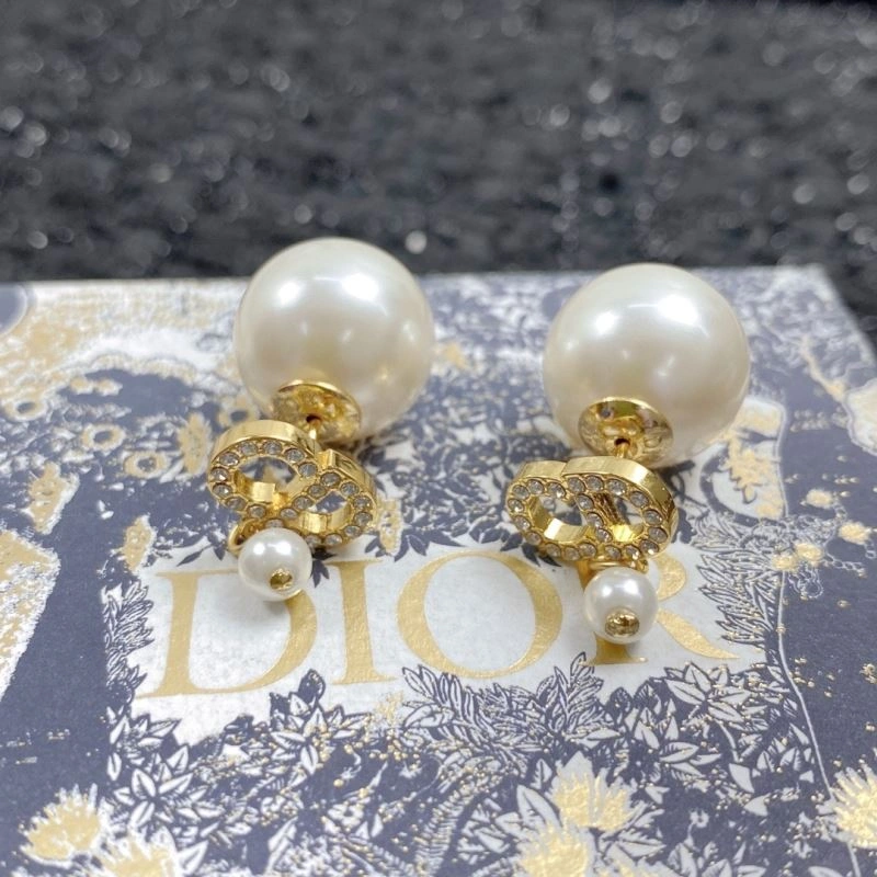 Christian Dior Earrings Trendy 235622