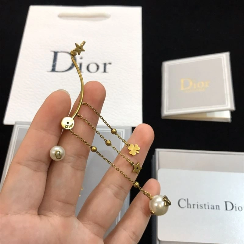 Bold Christian Dior Earrings 235610