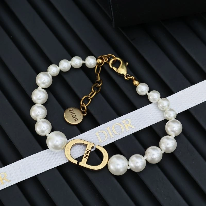 HighQuality Christian Dior Earrings 235604