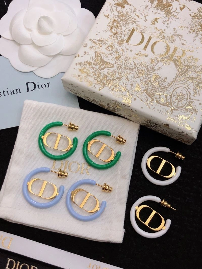 Christian Dior Earrings Minimalist 235609