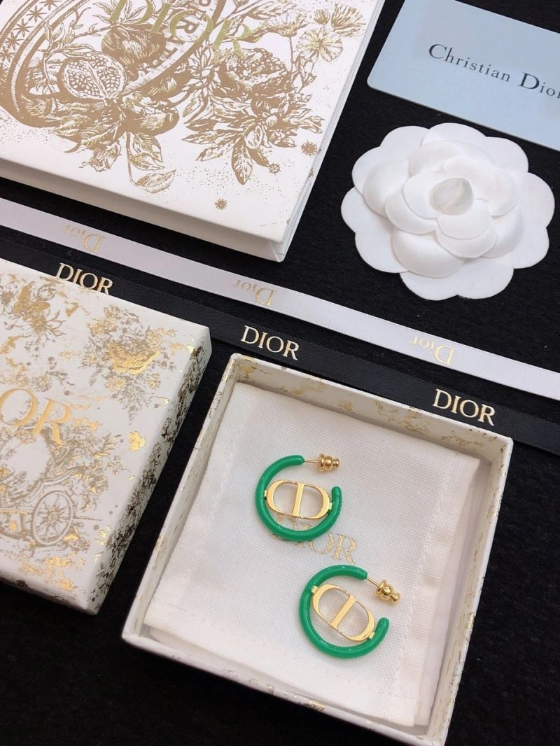 Christian Dior Earrings Minimalist 235609