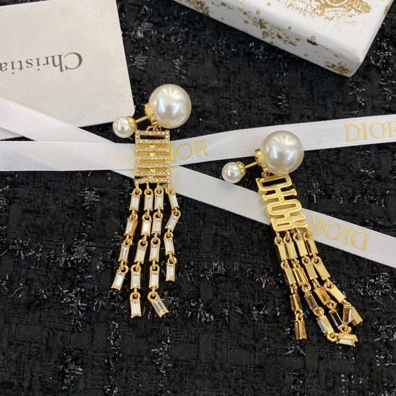 Christian Dior Earrings Cozy 235586