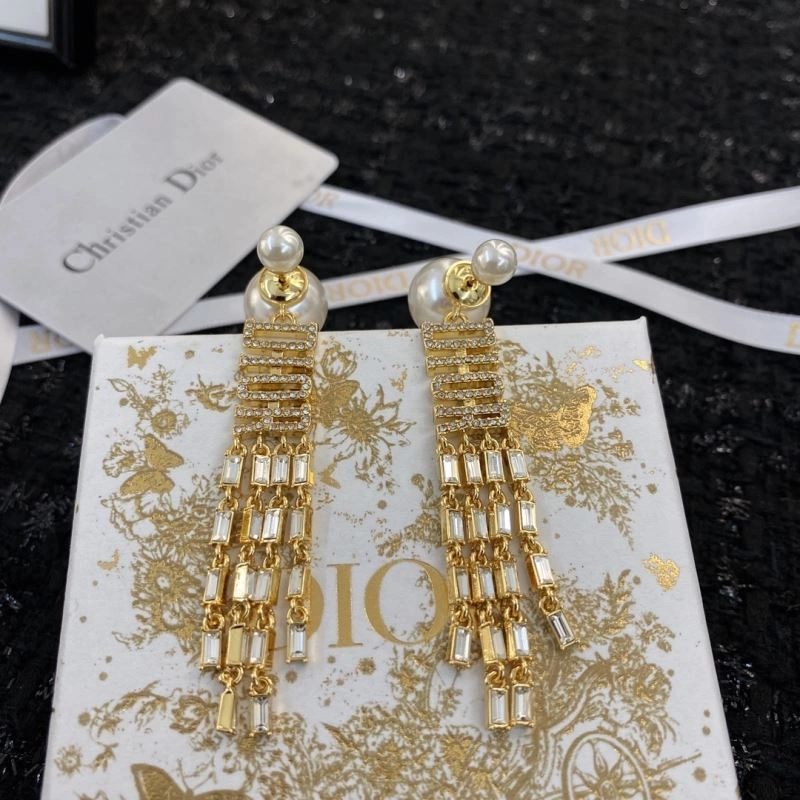 Christian Dior Earrings Cozy 235586