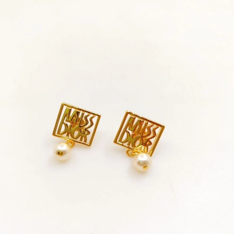 Christian Dior Earrings OnTrend 235577