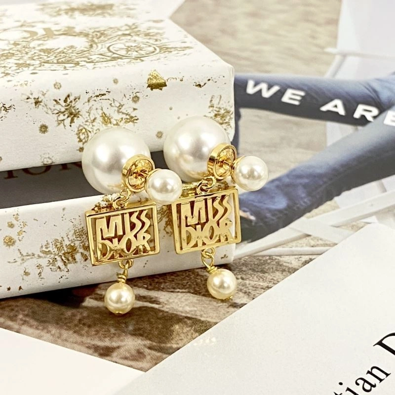 Christian Dior Earrings EasyCare 235589