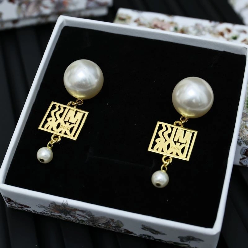 Christian Dior Earrings Sustainable 235566