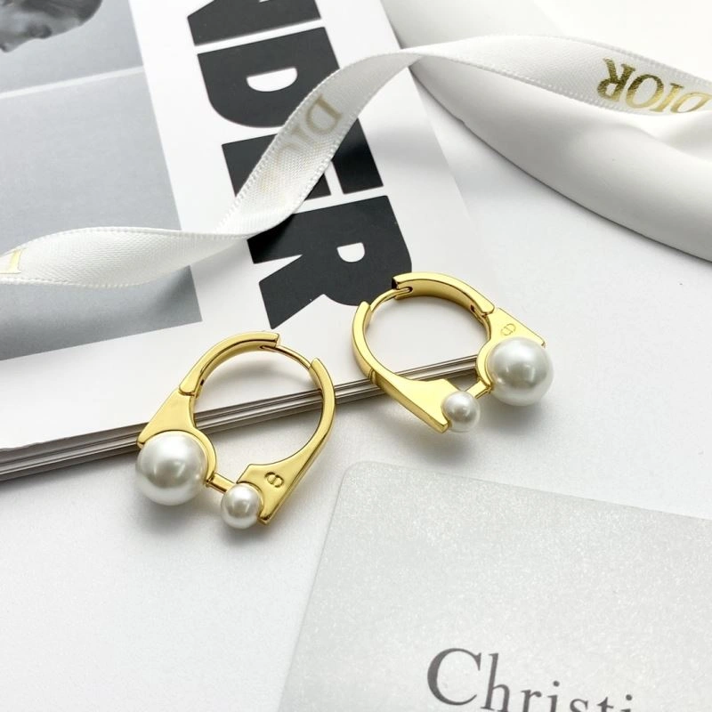Christian Dior Earrings Bold 235576