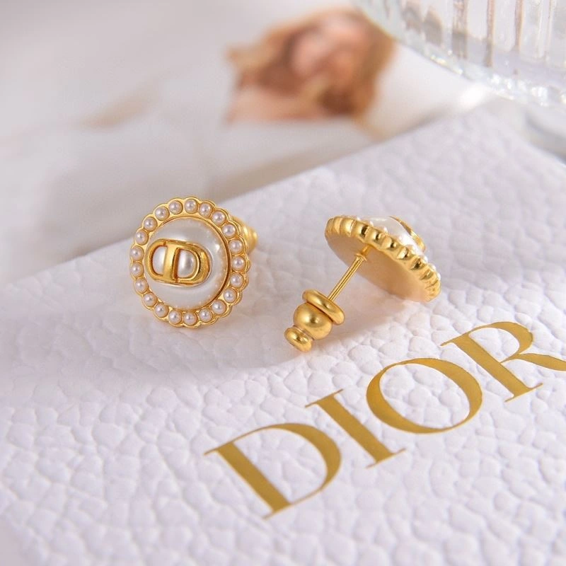 Christian Dior Earrings Versatile 235558
