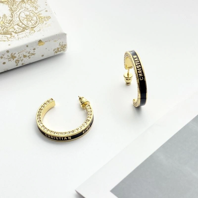 Sustainable Christian Dior Earrings 235556
