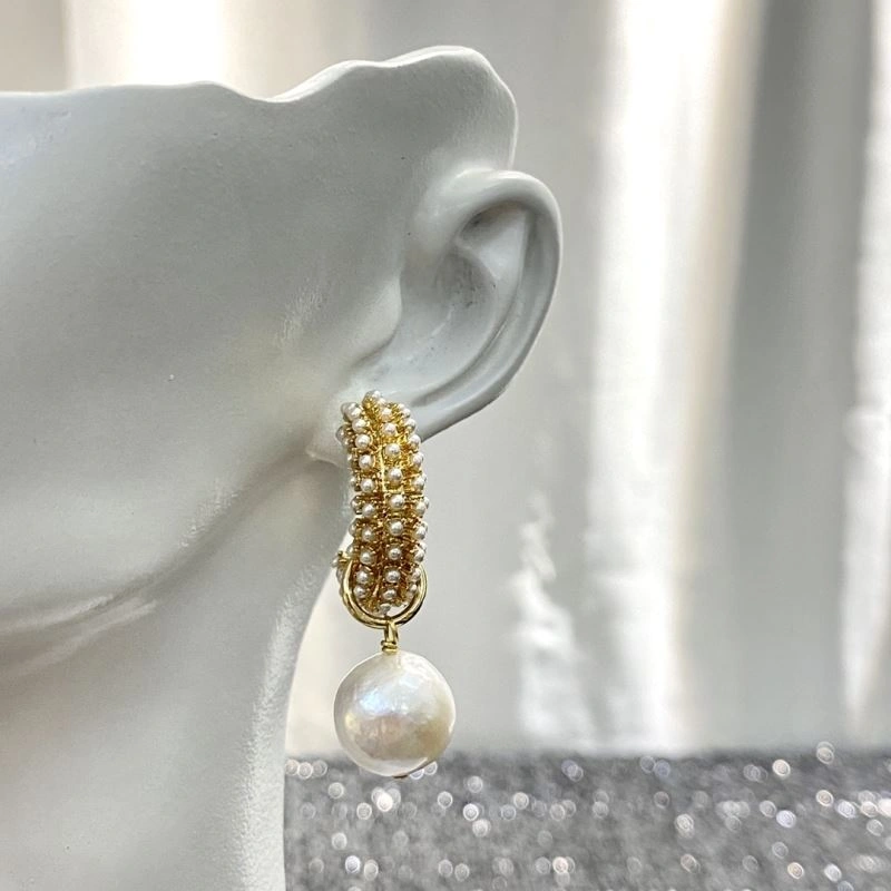 Cozy Christian Dior Earrings 235543
