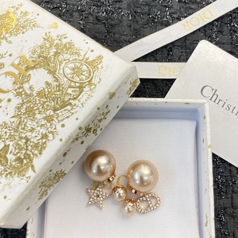 Christian Dior Earrings OnTrend 235551