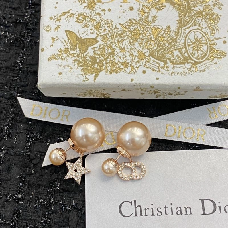 Christian Dior Earrings OnTrend 235551