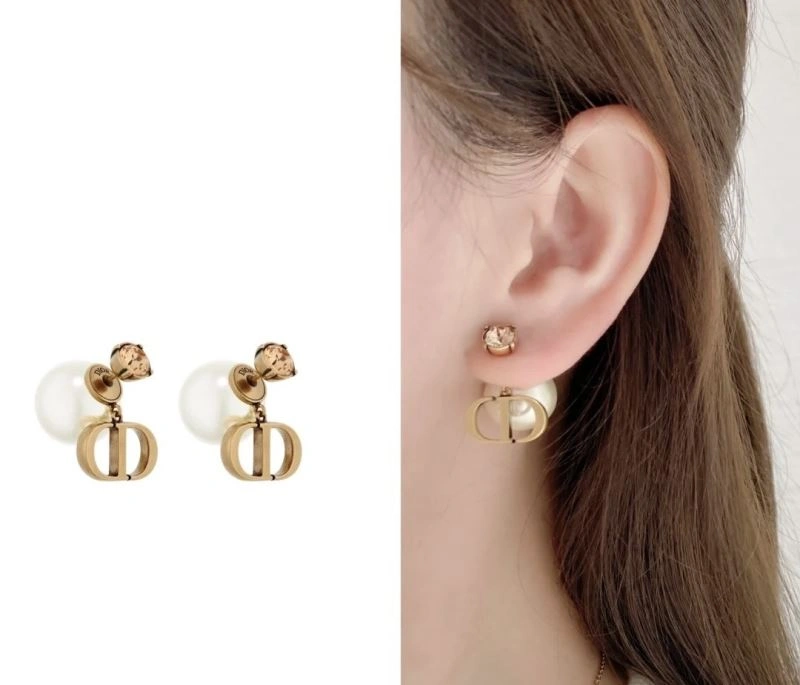 MoistureWicking Christian Dior Earrings 235564
