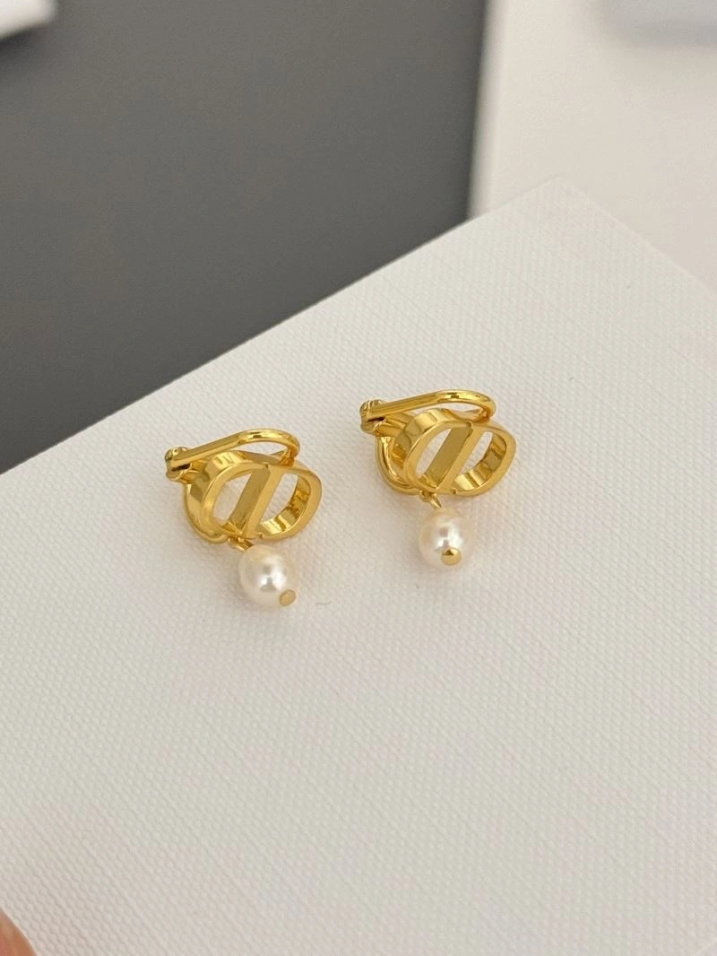 FlexibleFit Christian Dior Earrings 235532