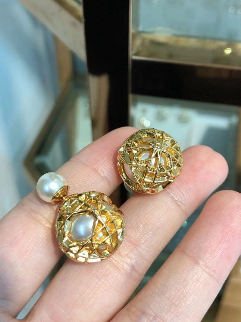 Christian Dior Earrings Premium 235524
