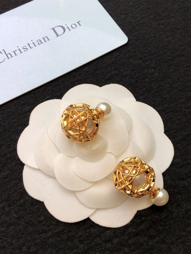 Christian Dior Earrings Premium 235524