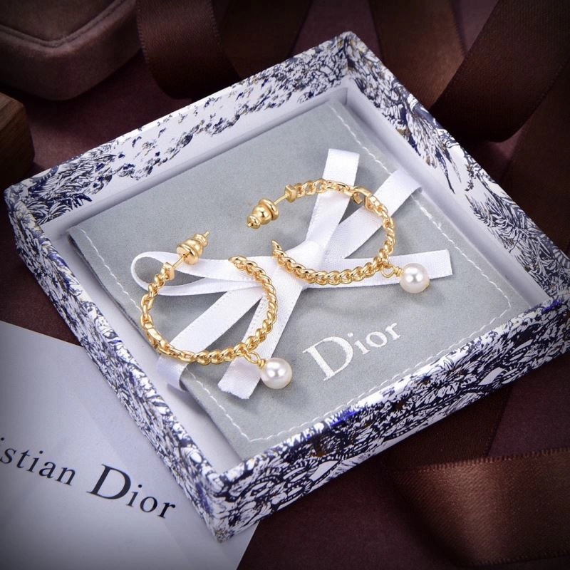 Bright Christian Dior Earrings 235536